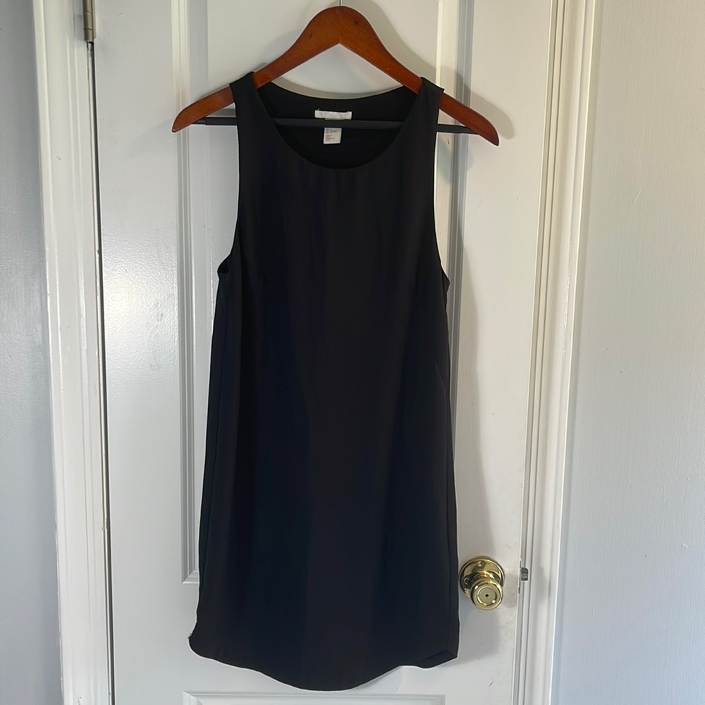 H&M women’s simple black dress